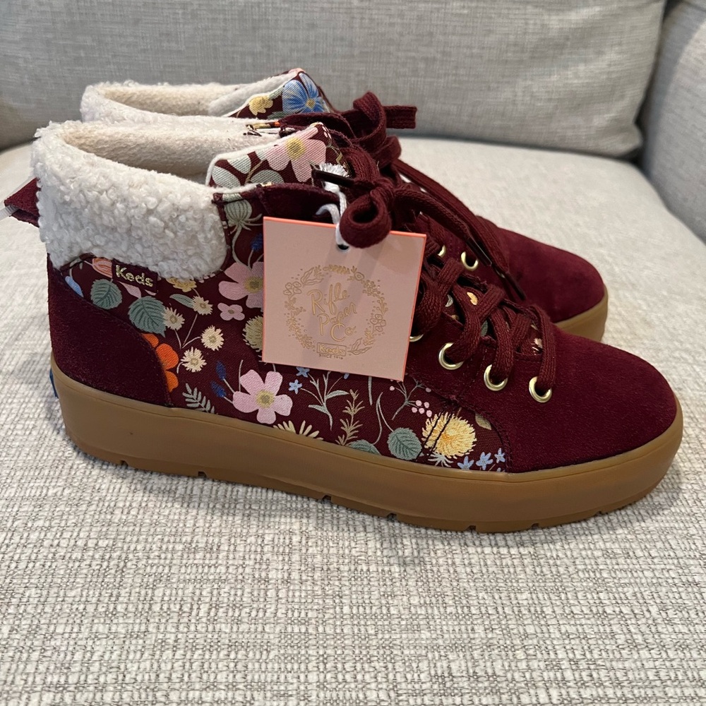 Keds floral burgundy boot sneakers size 7